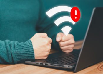 Traceroute in Diagnosing Network Issues